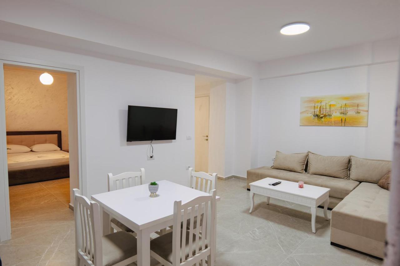 J&m Luxury 2 Apartment *